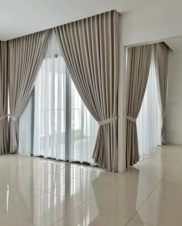 ستائر مفصّلة ومركّبة من أعمال واي كلاس 3
