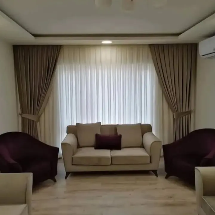 ستائر مفصّلة ومركّبة من أعمال واي كلاس 5